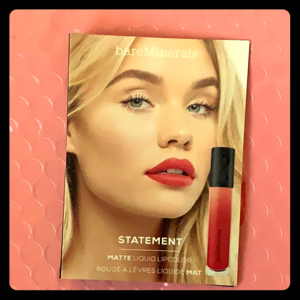 Bare Minerals travel size lipgloss 💄